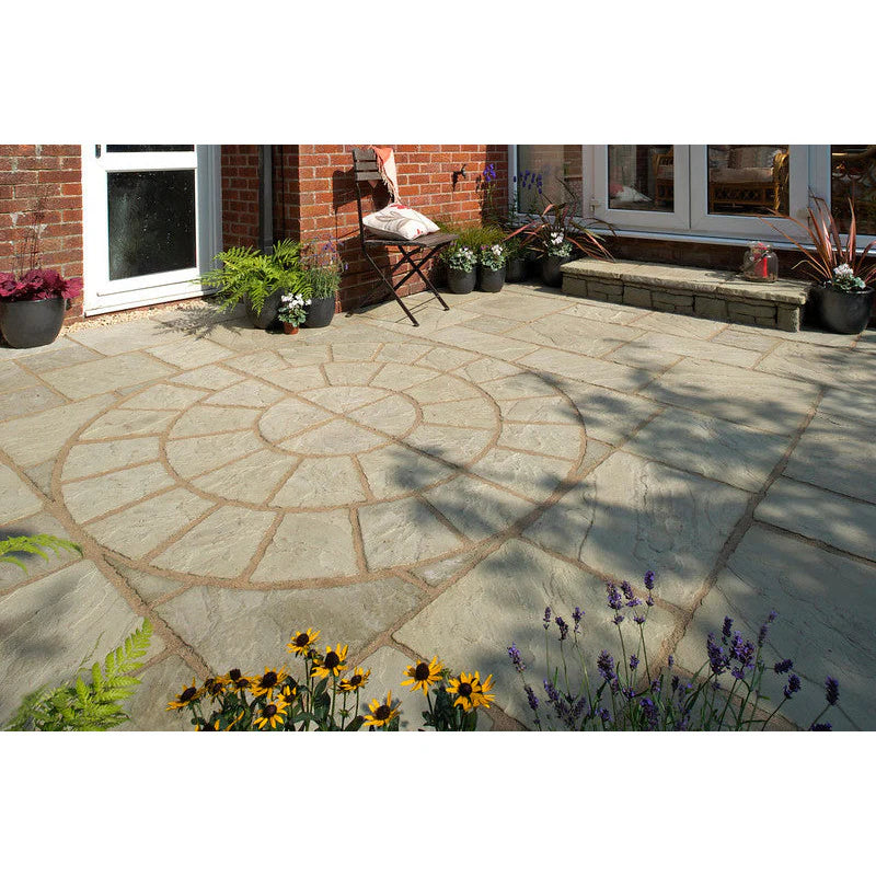Cathedral Circle Paving Patio Kit - Weathered Moss